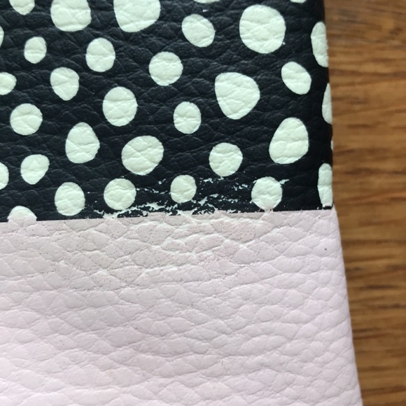 Adrienne Vittadini clutch - Picture 9 of 11